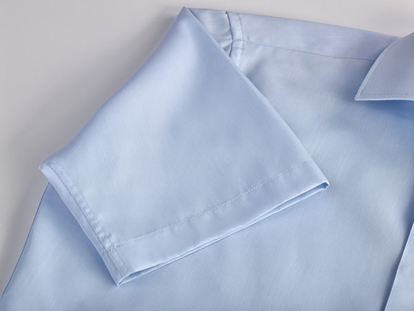Priesterhemd Modell „Sisto“ – Hellblau (Kurzarm)